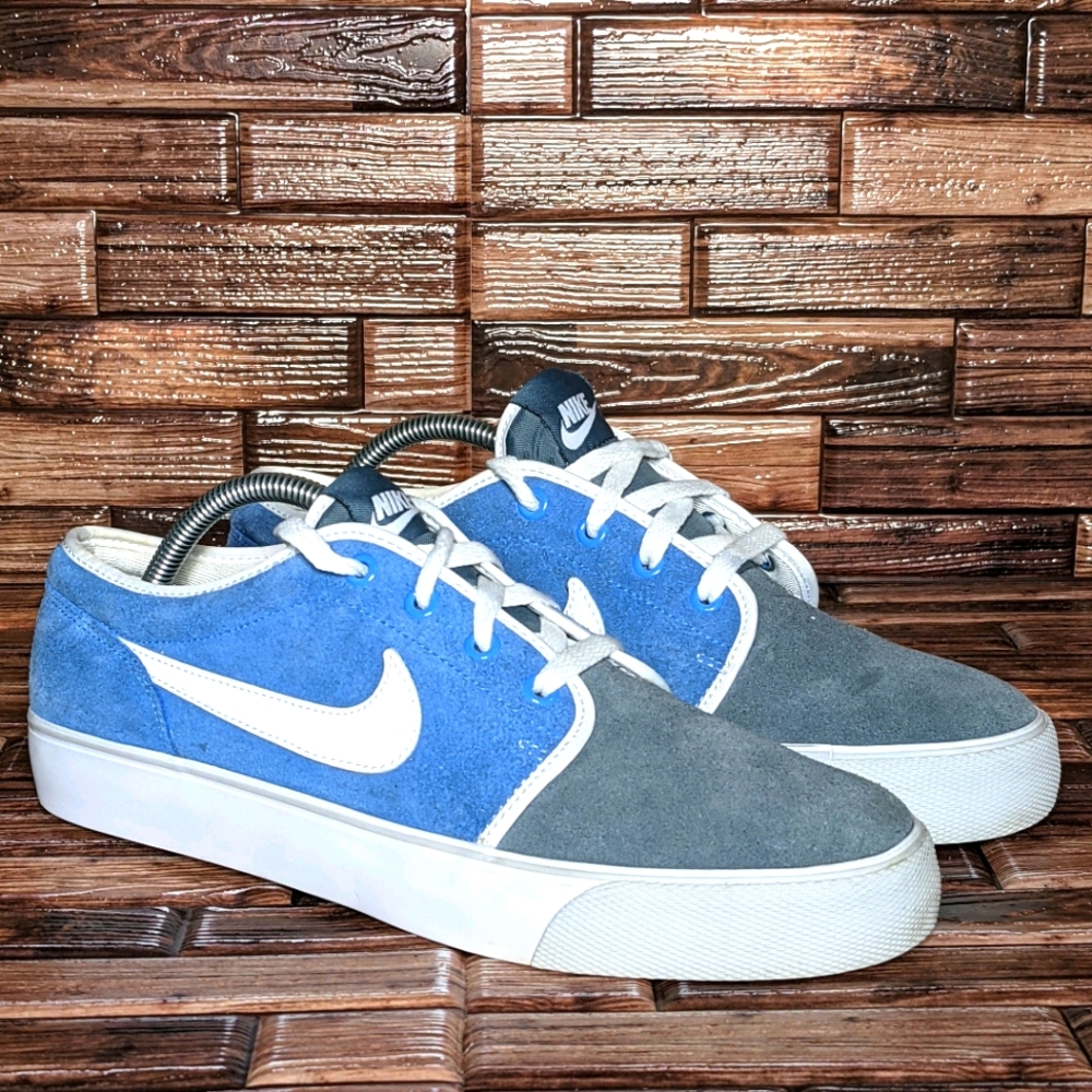 Nike Toki Low - Men's 9.5